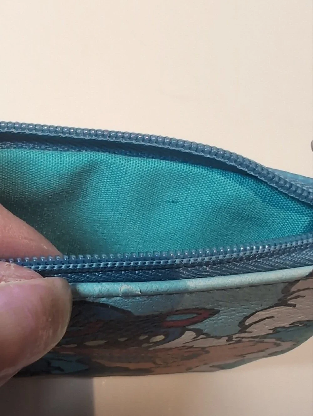 Disney - Loungedly Stitch Wallet, Change Purse, ID Holder With Key Ring